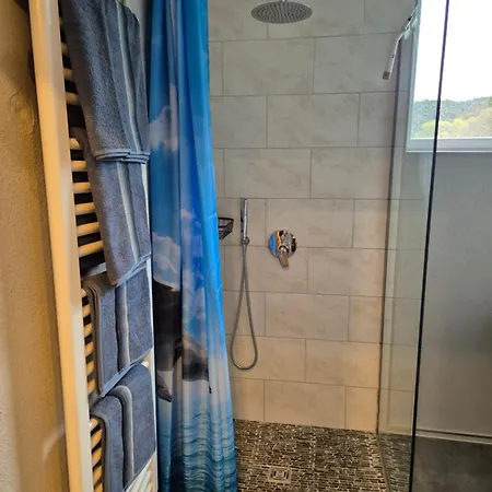 Klein Apartment